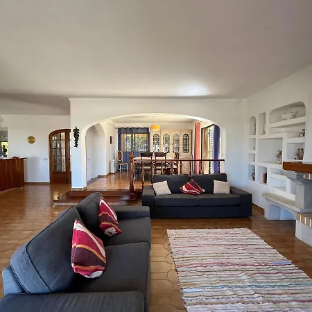 Paraiso - 4 Bedrooms And Pool Villa Albufeira